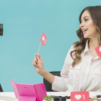 beautiful-woman-happy-record-video